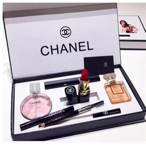 porta profumo chanel|Chanel perfume for sale.